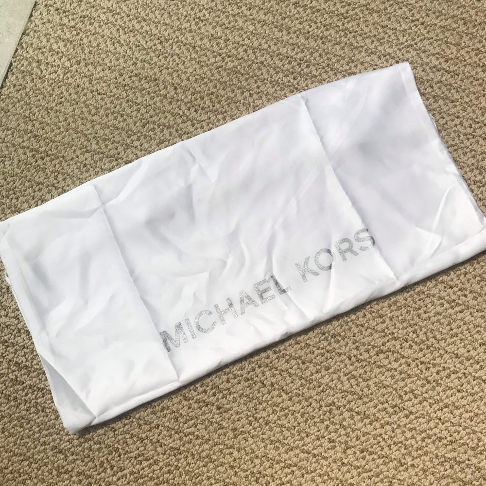 Authentic MICHAEL KORS dust bag with drawstring